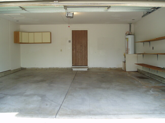 2 car garage with lots of storage - 316 Challenger Pl