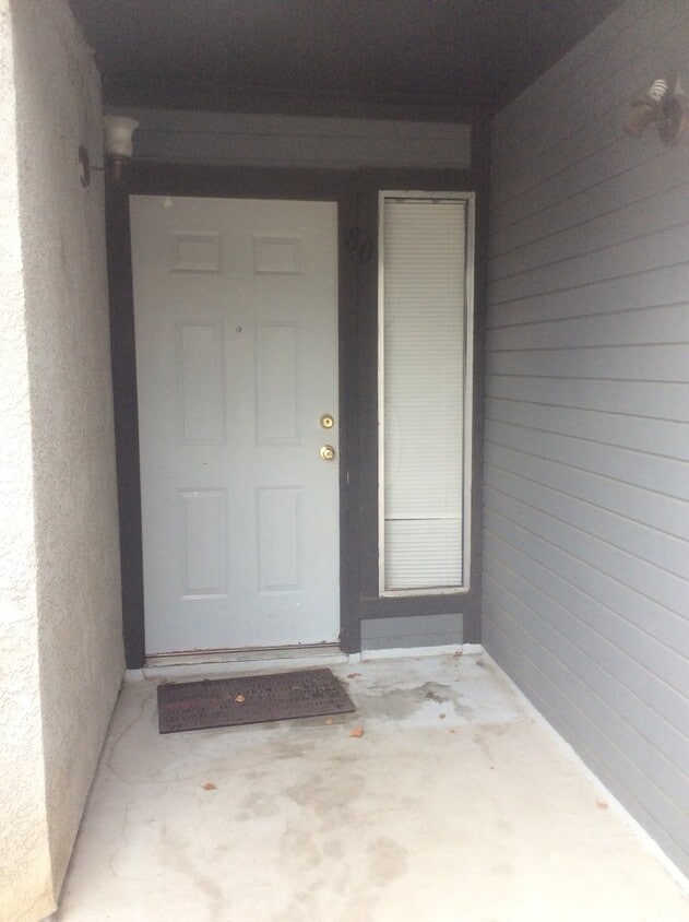 4701 Beechwood St Unit 80, Bakersfield, CA 93309 Condo for Rent in