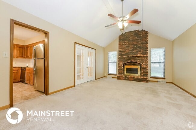 Building Photo - 4917 S Kendall Dr