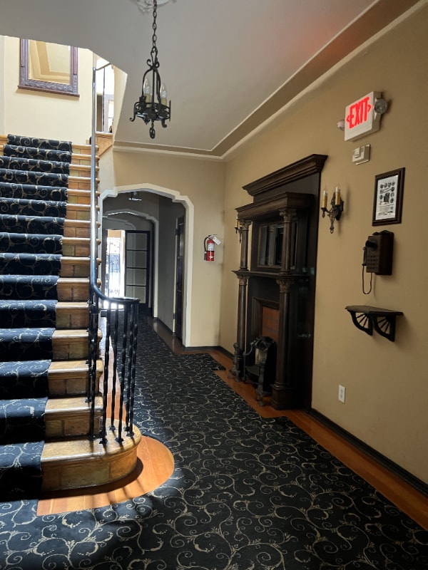 Photo - 366 N Curson Ave Apartment