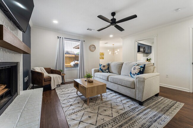 Foto del edificio - 5152 Blair Ln