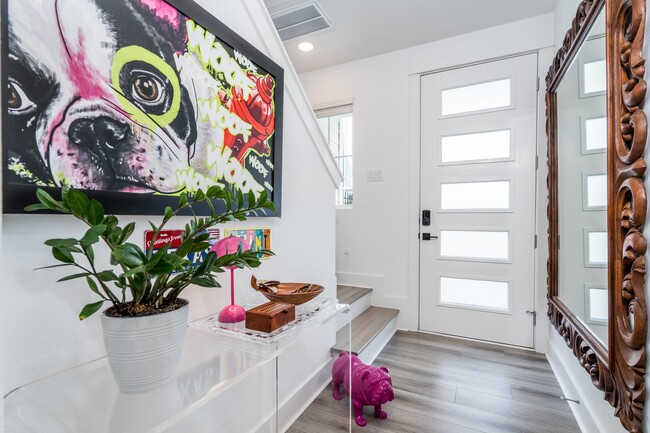 Building Photo - 8324 Springwood Cyn Ln