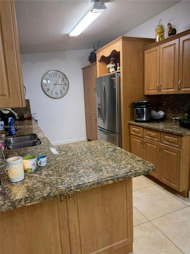 Foto del edificio - 17242 NW 73rd Ave