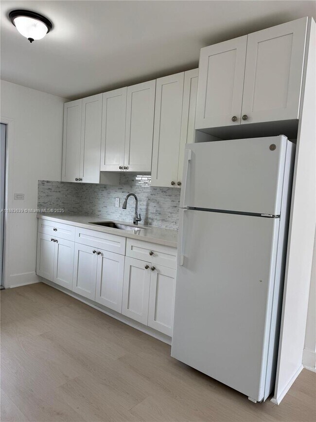 Foto del edificio - 2803 SW 21st St