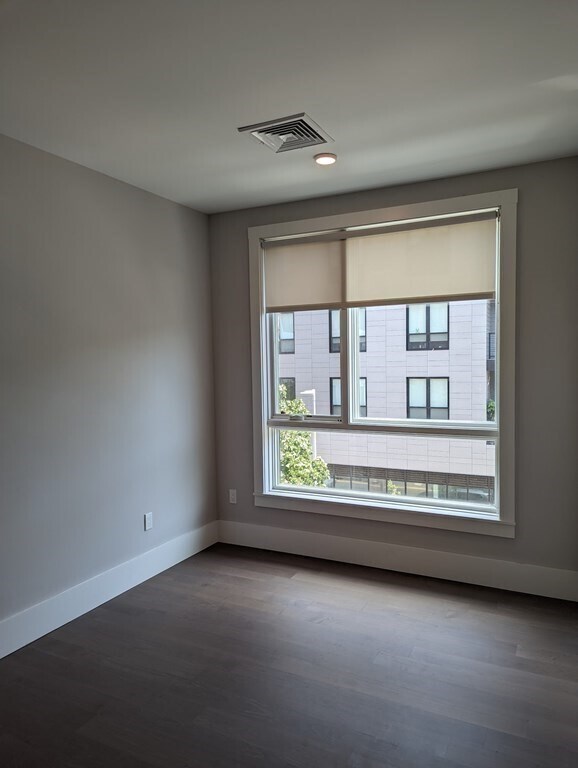 Foto del edificio - 3193 Washington St