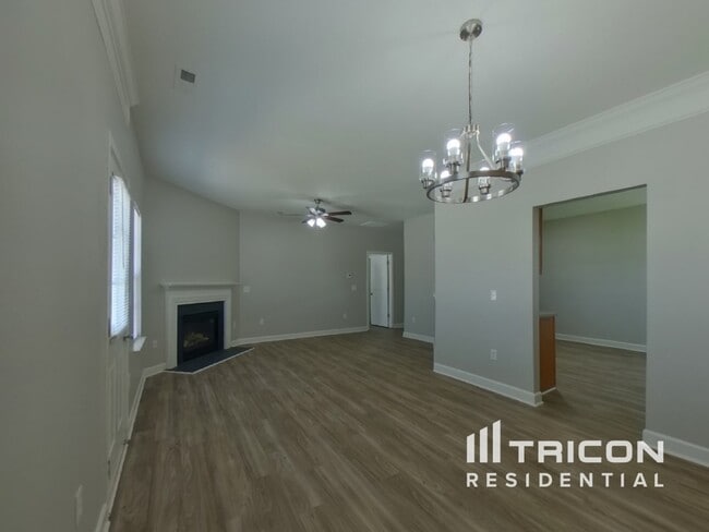 Building Photo - 8326 Knapp Ct