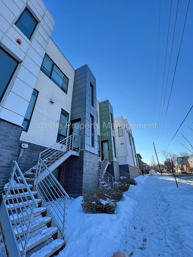 Building Photo - 3444 Navajo St