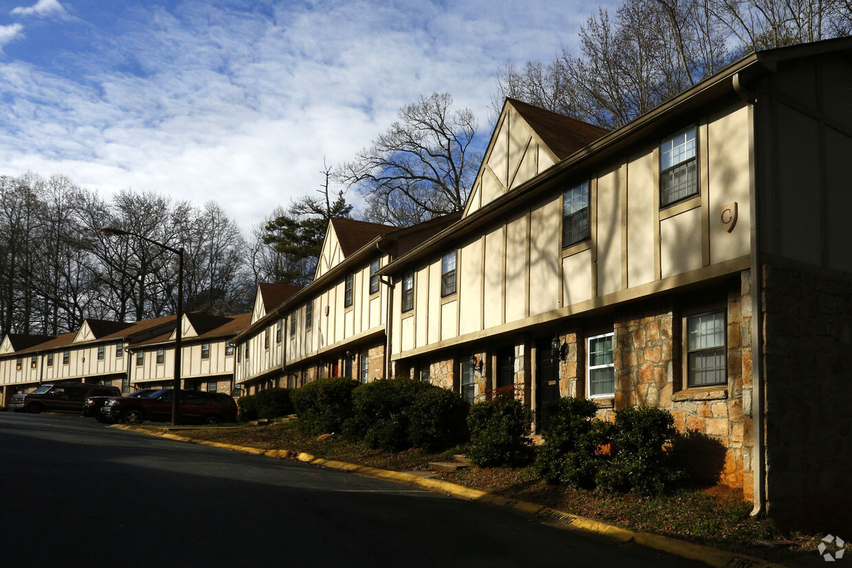 Primary Photo - Stone Mountain Townhomes