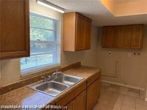 Building Photo - 3305 Jacklin Ave