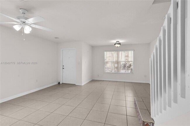 Foto del edificio - 12990 SW 30th Ct