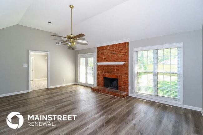 Building Photo - 1365 Fieldstone Trail