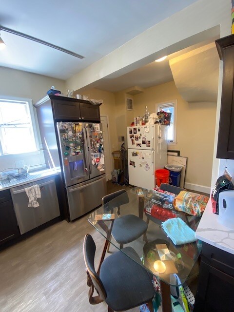 Foto del edificio - 14 Woodmont St