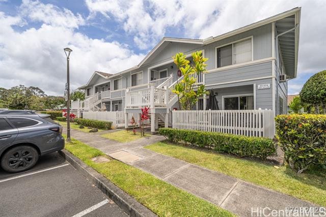 Building Photo - 95-1174-1174 Maka?ika?i St