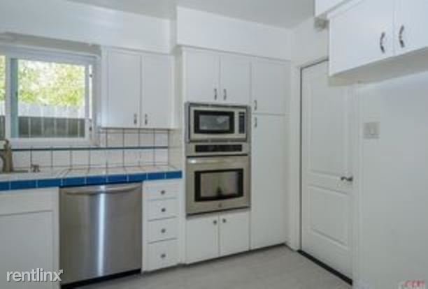 Building Photo - 1254 San Mateo Dr