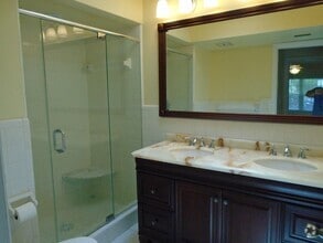 Building Photo - 2430 Deloraine Trail