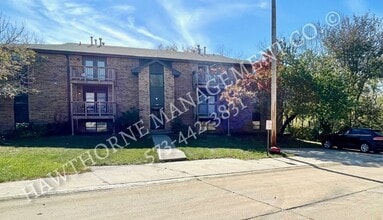 Building Photo - 505 Columbia Dr