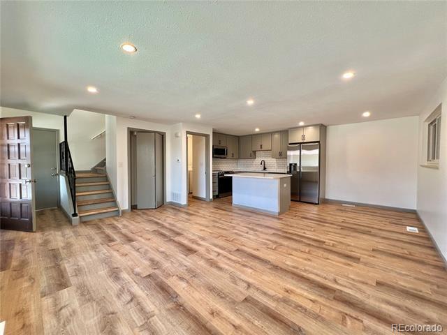 Foto del edificio - 3745 Benton St