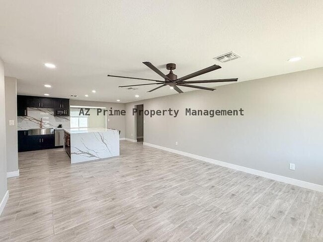 Foto del edificio - 13220 N 14th Ave