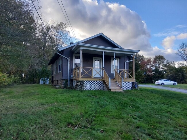 Building Photo - 431 Chestnut Hill Ave