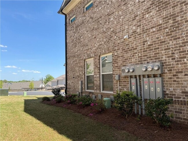 Building Photo - 5208 Riden Ct