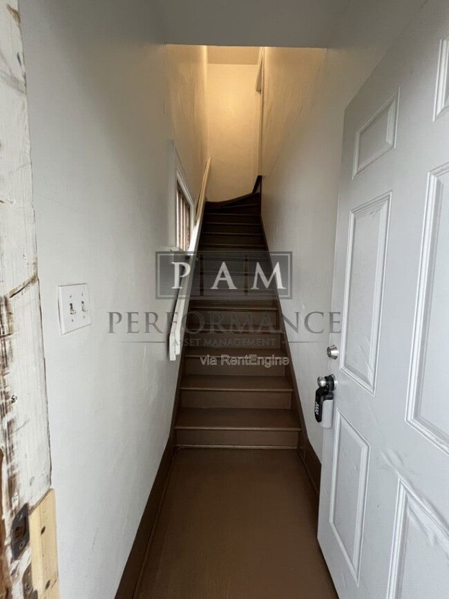 Foto del edificio - 1213 Superior St