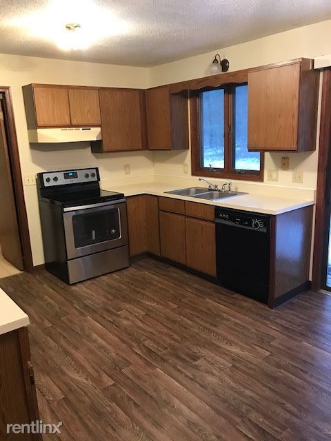 Foto del edificio - 2 br, 1 bath Duplex - 15116 Hickory St.