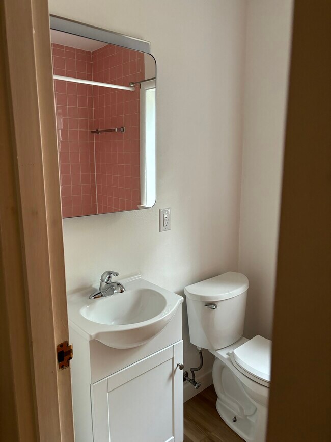 Foto del edificio - 227 S Burrowes St