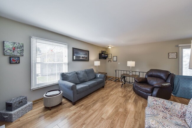 Building Photo - 1231 Bunker Hill Ct