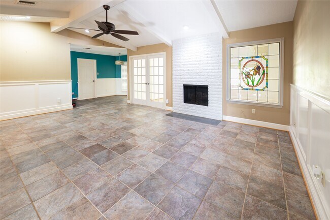 Foto del edificio - 7546 Maple Tree Dr