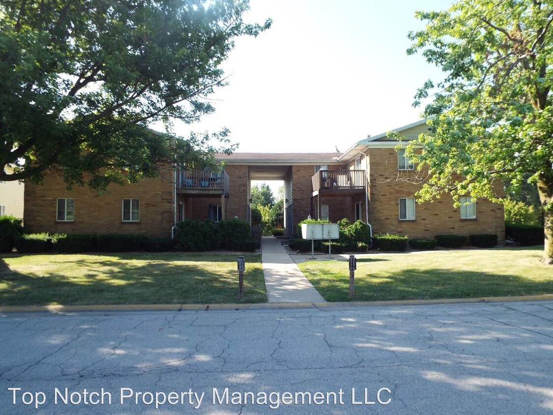 73135 Manor Dr, Eldridge, IA 52748 Room for Rent in Eldridge, IA