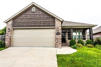 Building Photo - 3532 W Foxtail Lily Ln