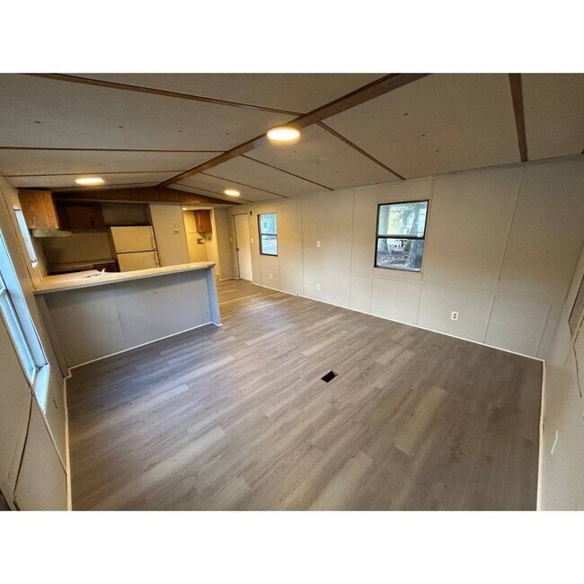 Foto del edificio - 4502 E Old Marion Hwy