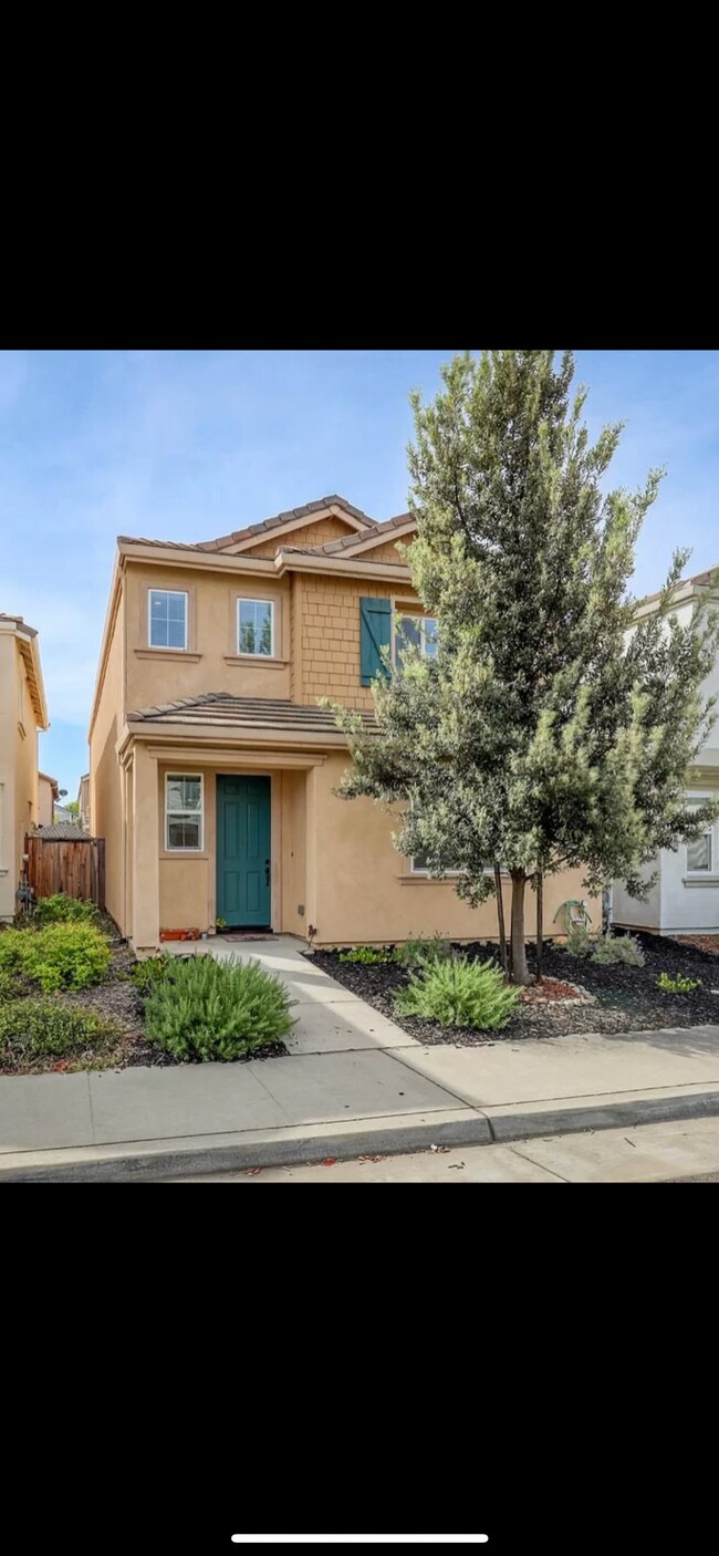 Building Photo - 10834 Barden Dr