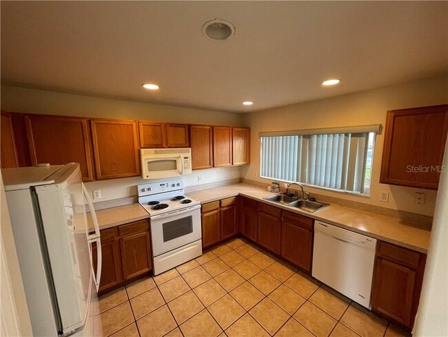 Building Photo - 1138 Madeira Key Way