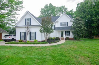 Building Photo - 1722 Portway Ct
