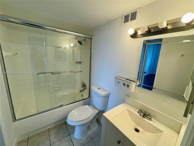 Foto del edificio - 1251 NE 108th St