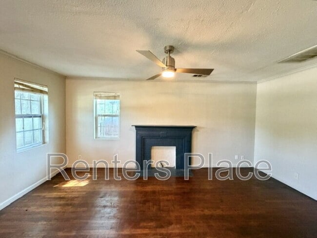 Building Photo - 4308 E 4th Pl