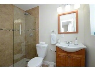 Foto del edificio - 2756 NE 32nd St