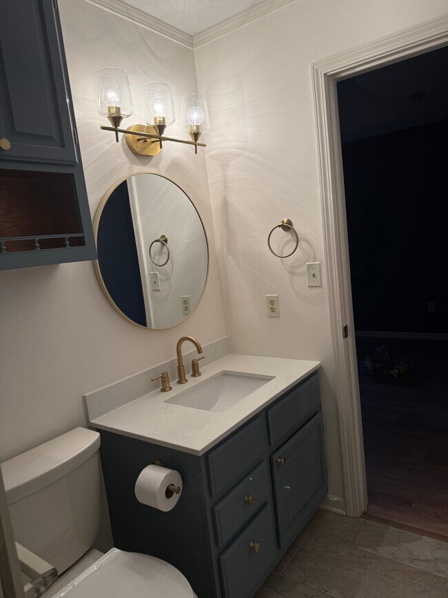 Foto del edificio - 1109 Chadwick Dr