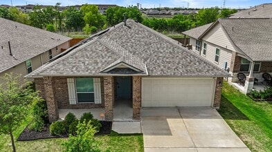 Building Photo - 109 Rochester Ln