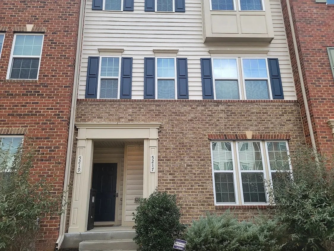 Photo - 5217 Stream Bank Ln (Greenbelt, MD)