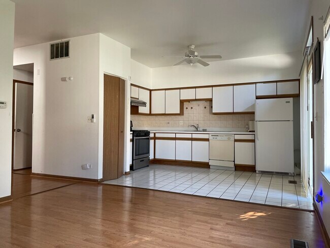 Building Photo - 2587 Warm Springs Ln