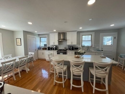 Building Photo - 201 Samoset Ave