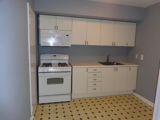 Foto del edificio - 5986 Henry Ave