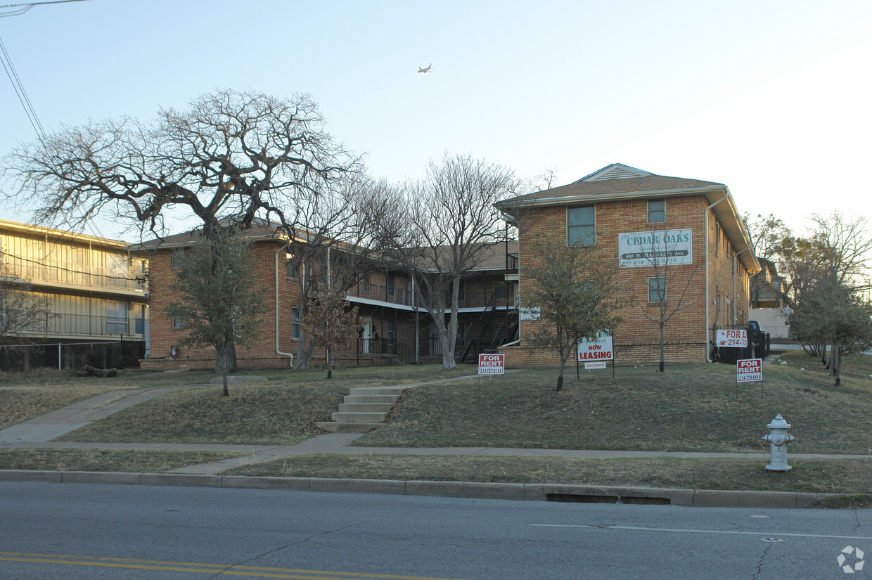 Primary Photo - Cedar Oaks Apartments