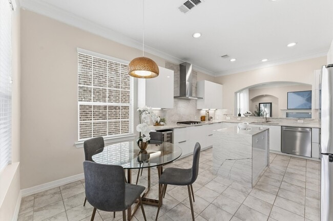 Foto del edificio - 14402 Basalt Ln