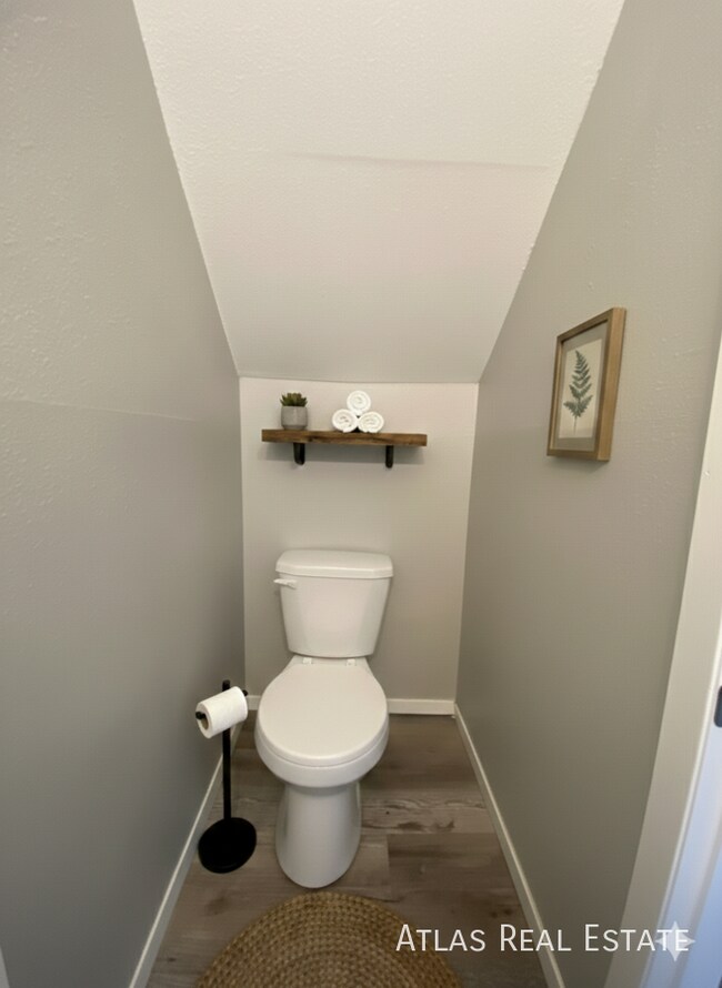 Foto del edificio - 7529 Banner Ct