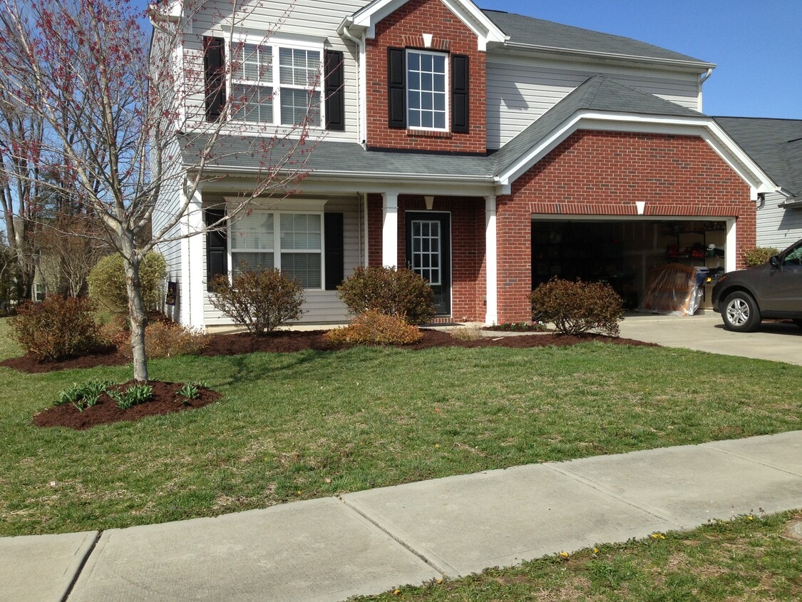 Primary Photo - 8501 Magnolia Springs Dr