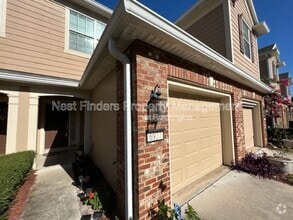 Building Photo - 6937 Woody Vine Dr