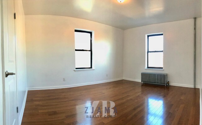 Building Photo - 301 Sterling St